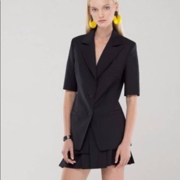 THEO QUARTER SLEEVE BLACK BLAZER, NWT - Picture 3 of 11